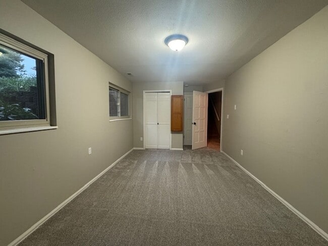 Building Photo - REMODELED ROCKRIMMON RETREAT | 4BD + OFFICE - Security Deposit Waiver Available