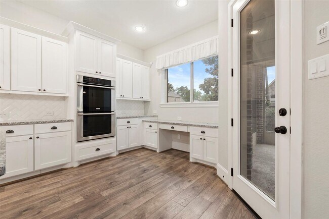 Building Photo - 17703 Sequoia Kings Dr