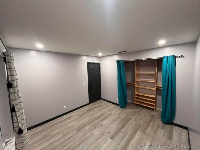 Building Photo - 212 NW 41st Ct