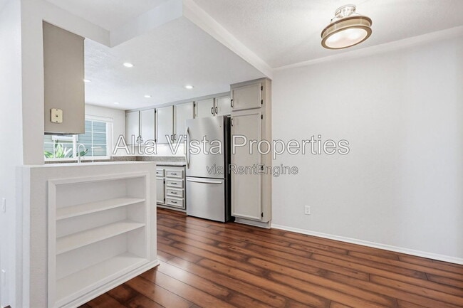 Building Photo - 4204 3rd Avenue