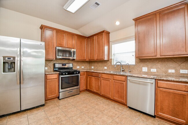Building Photo - 26711 Henson Falls Dr