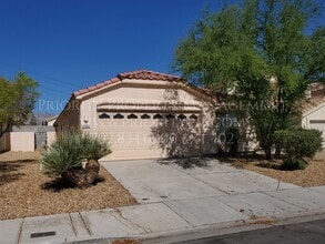 Building Photo - Northwest SINGLE STORY !   3 Bed/2 Bath