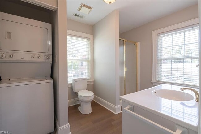 Building Photo - 621 Butler Ave