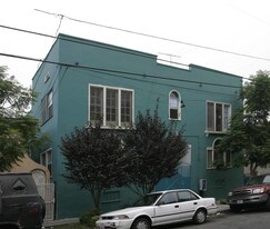 Building Photo - 328 Columbia