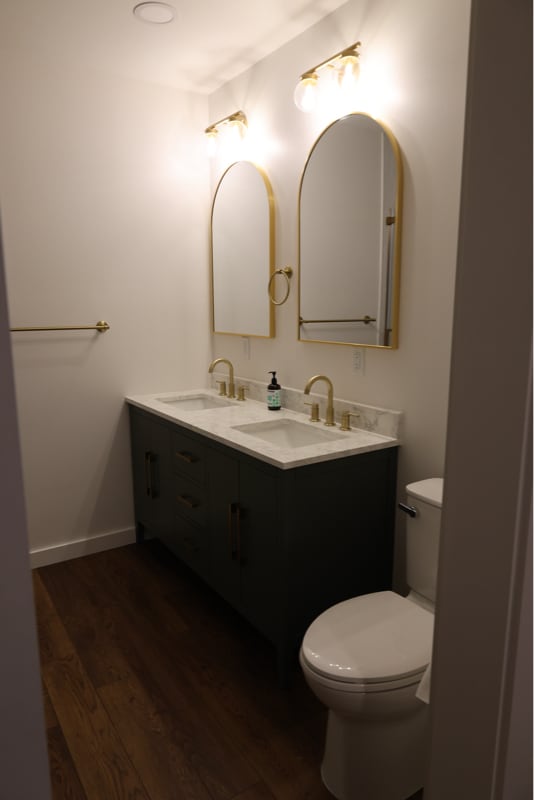 Building Photo - 15 Maplewood Dr