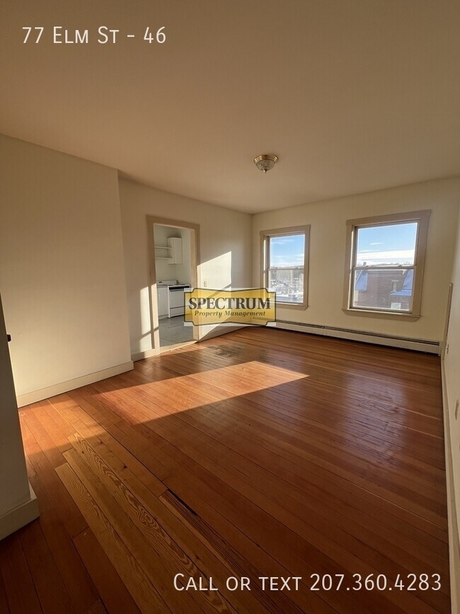 Building Photo - 77 Elm St