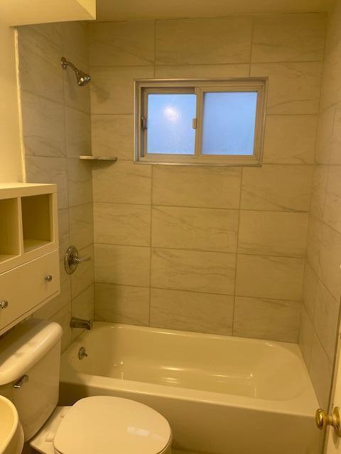 Building Photo - 8254 Milburn St