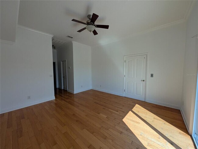 Building Photo - 7436 Islander Ln