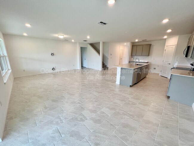 Building Photo - 9510 Summers Cay Cir