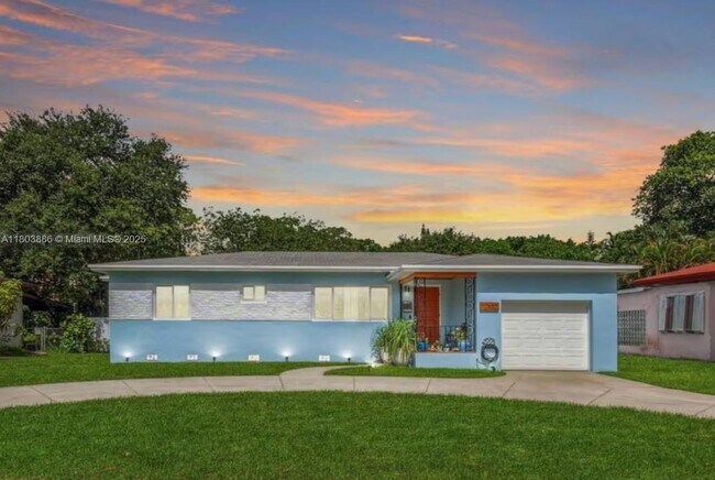 Primary Photo - 12530 NE 4th Ave