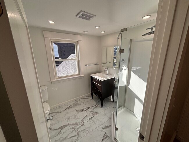 Building Photo - 240 Nahatan St