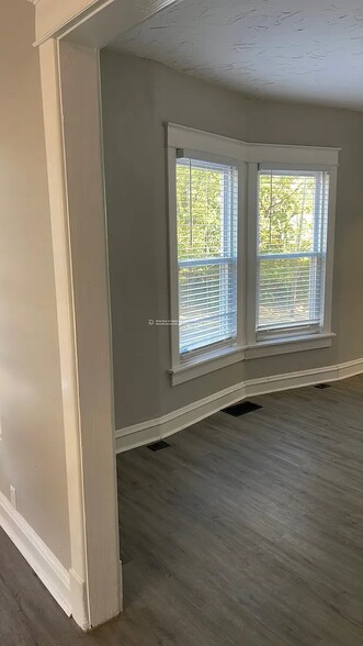 Building Photo - 2301 College Ave