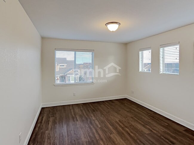 Building Photo - 12730 Ventana St