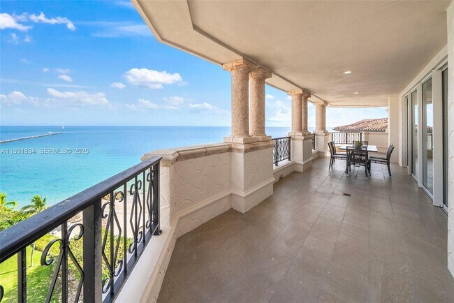 Building Photo - 7471 Fisher Island Dr