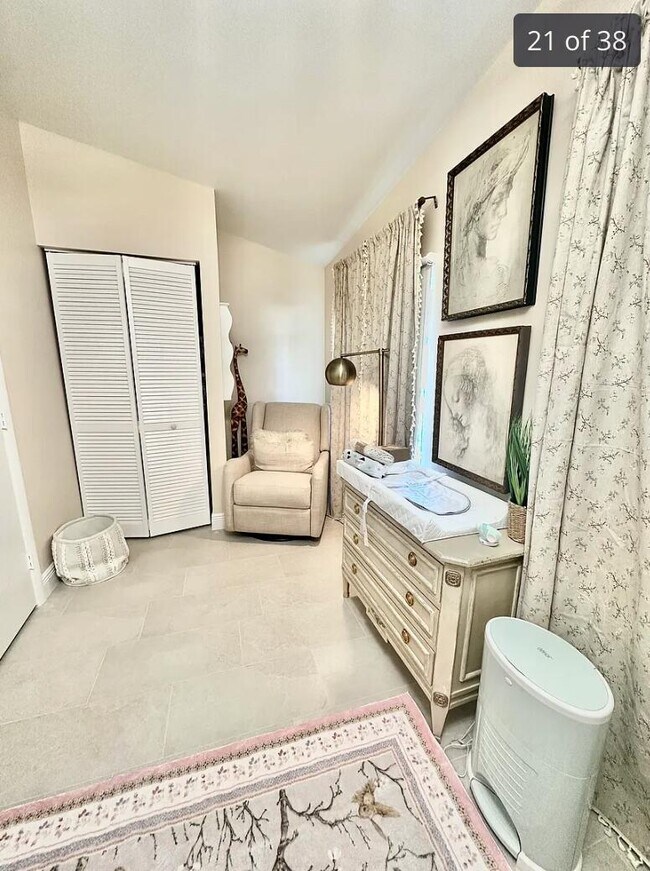 Building Photo - 620 Winters St