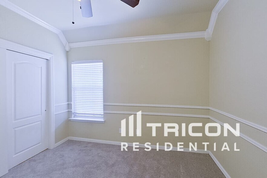 Building Photo - 4116 Kingsferry Dr