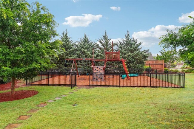 Building Photo - 4305 Holton Ave