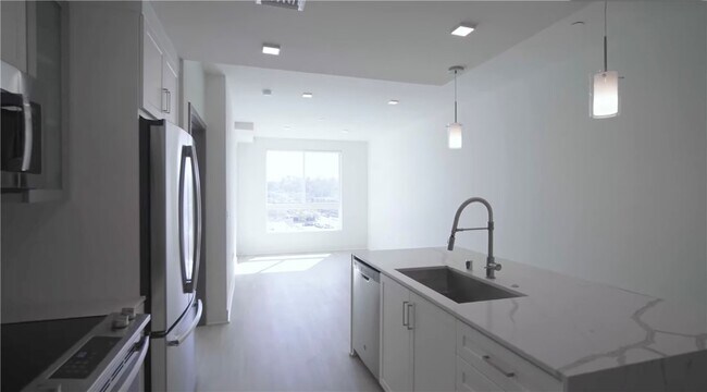 Building Photo - 6235 Topanga Canyon Blvd