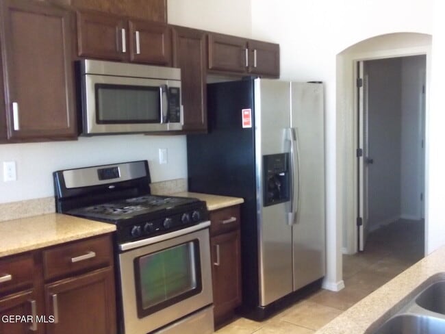 Building Photo - 5823 Manchester Dr