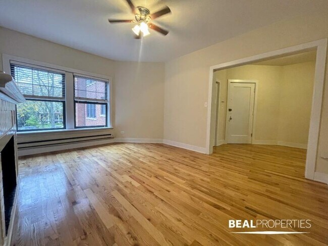 Building Photo - 1 bedroom in EVANSTON IL 60202