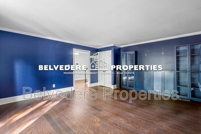 Building Photo - 4103 Oak Hollow Dr