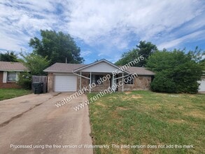 Building Photo - Nice 3 bedroom ready to go!