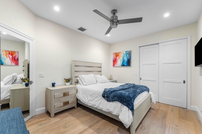 Building Photo - 6673 NW 24th Terrace