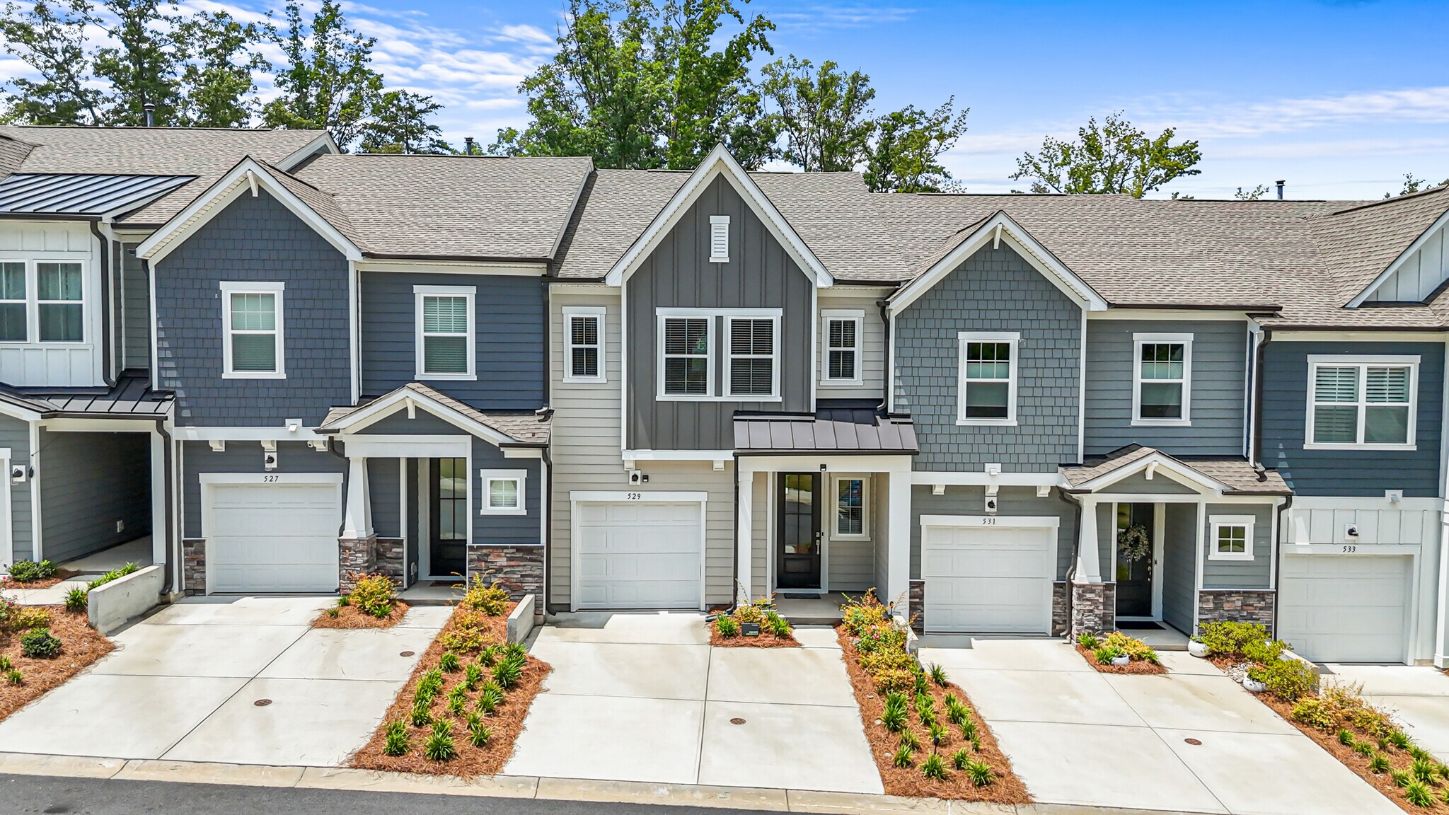 Building Photo - 529 Madison Falls Ct