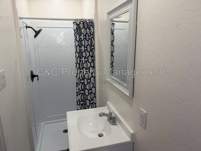 Building Photo - 7748 Wachtel Way
