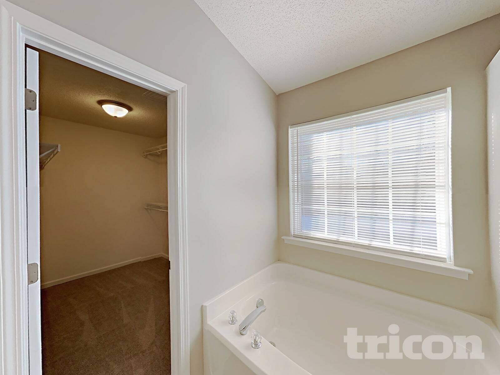 Building Photo - 3400 Futura Ln