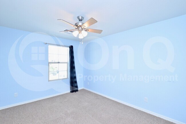 Building Photo - 5431 W Fetlock Trail
