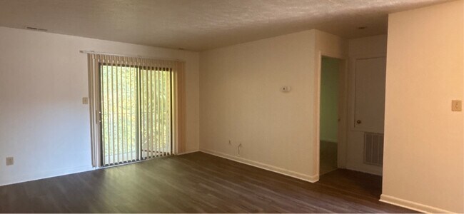 Building Photo - 6400 Starbrook Dr