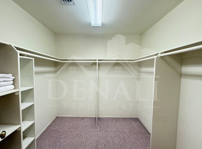 Building Photo - 1612 Leisure World