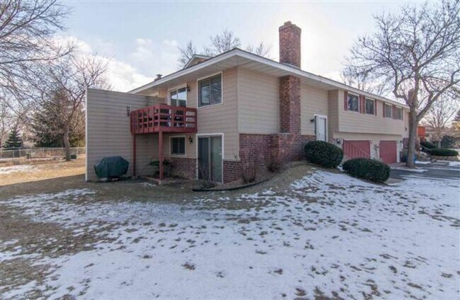 Building Photo - 10435 Decatur Cir