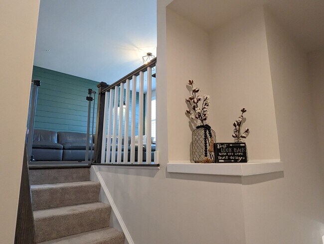 Building Photo - Gorgeous Newer Construction Home (2022) in...