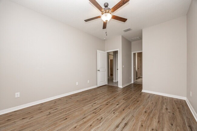 Building Photo - 21018 Picket Fence Ct