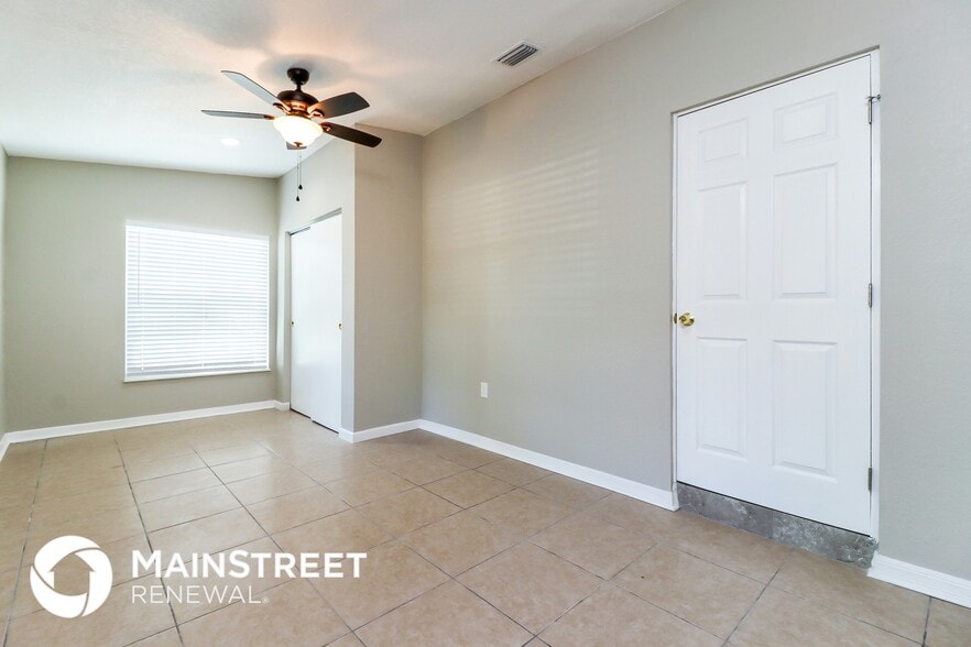 Building Photo - 1204 N Maryland Ave