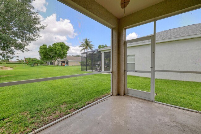 Building Photo - January Special offer 50% off First Month'...