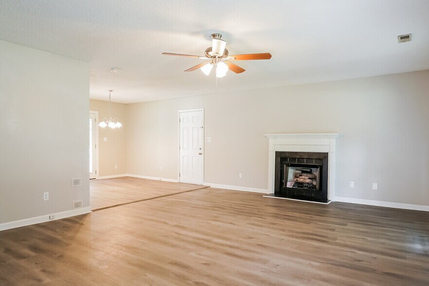 Building Photo - 1509 Kempsey Cir
