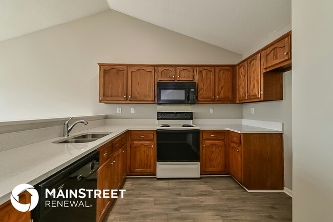 Building Photo - 9040 Triple Crown Loop W