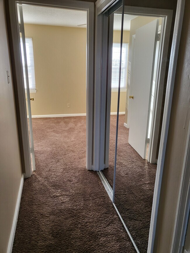 Building Photo - 1285 Banks Mill Rd SE