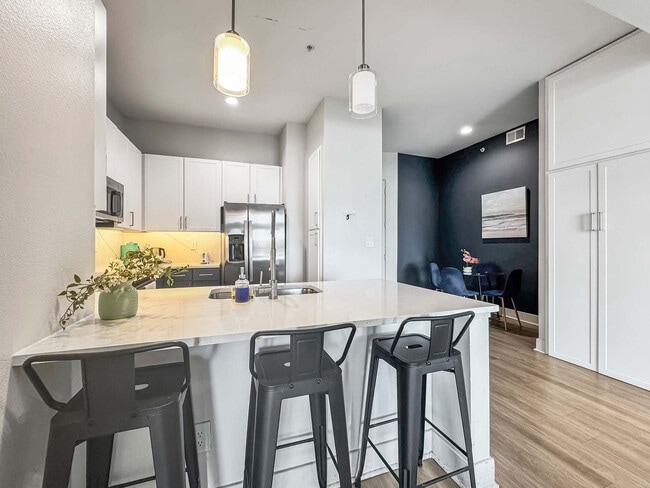 Building Photo - 2901 Indiana St