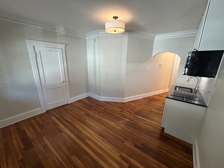 Building Photo - 22 Chiswick Rd