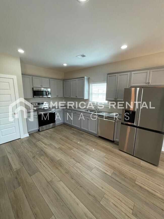 Building Photo - Home for Rent in Eastaboga, AL!! Available...