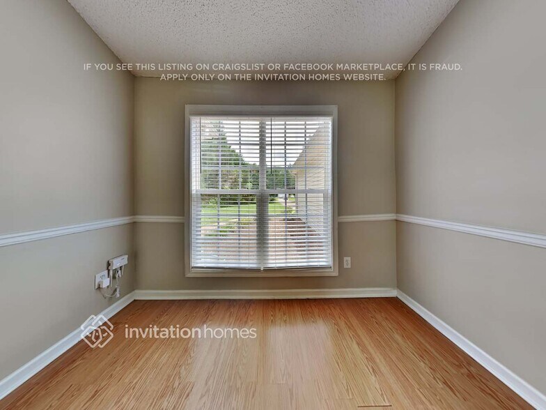 Building Photo - 606 Summerfield Ct