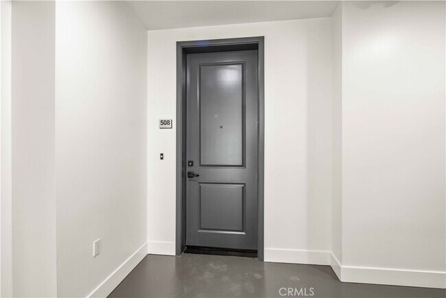 Building Photo - 11714 Archwood St