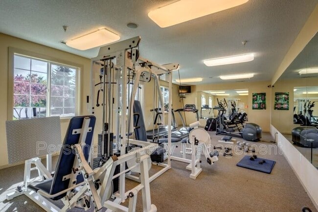 Building Photo - 4014 NE 89th Way