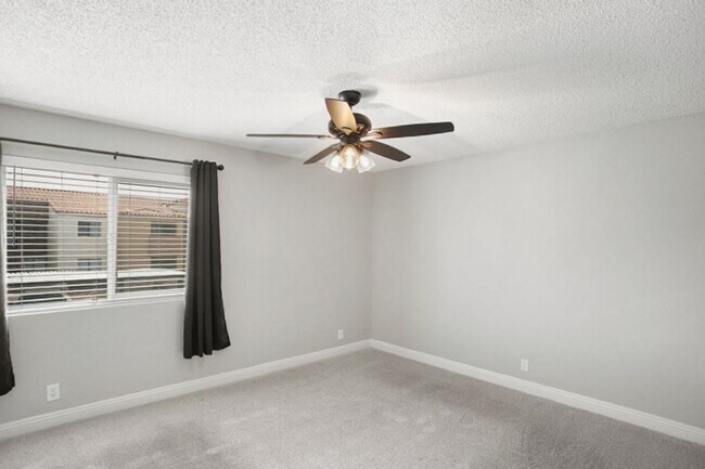 Building Photo - 3 Bedroom Remodeled Desert Shore Condo In Gated Community