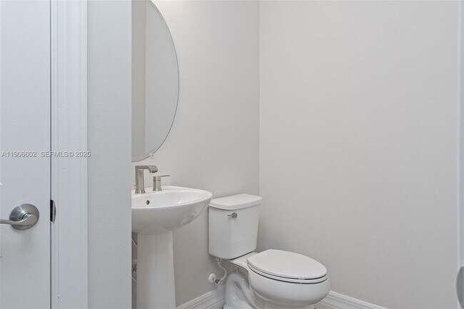 Building Photo - 4443 Providence Wy