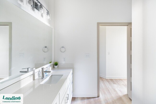 Building Photo - 3299 Loop Rd